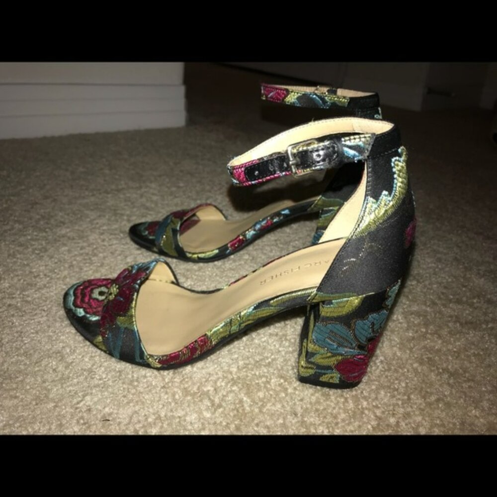 Marc Fisher "Glowing" Brocade Floral Sandals - Size 5.5 | Like New - Picture 7 of 8